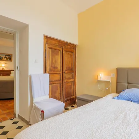 La Maison De Mon Pere Nocleg ze śniadaniem