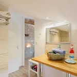 La Maison De Mon Pere Alojamento de Acomodação e Pequeno-almoço 3*